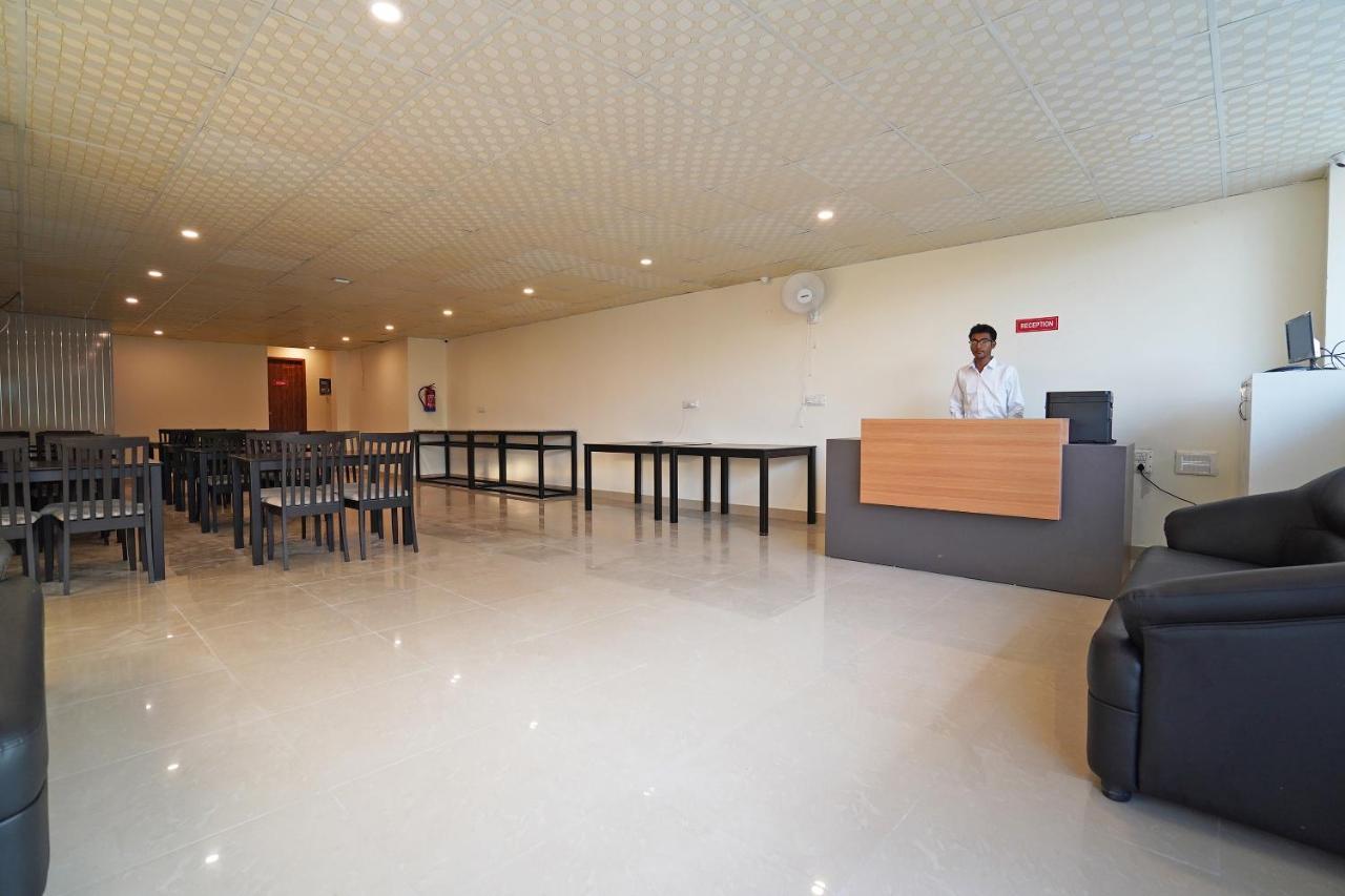 Oyo Flagship 77122 Gmd Vasundhara Ghaziabad Extérieur photo